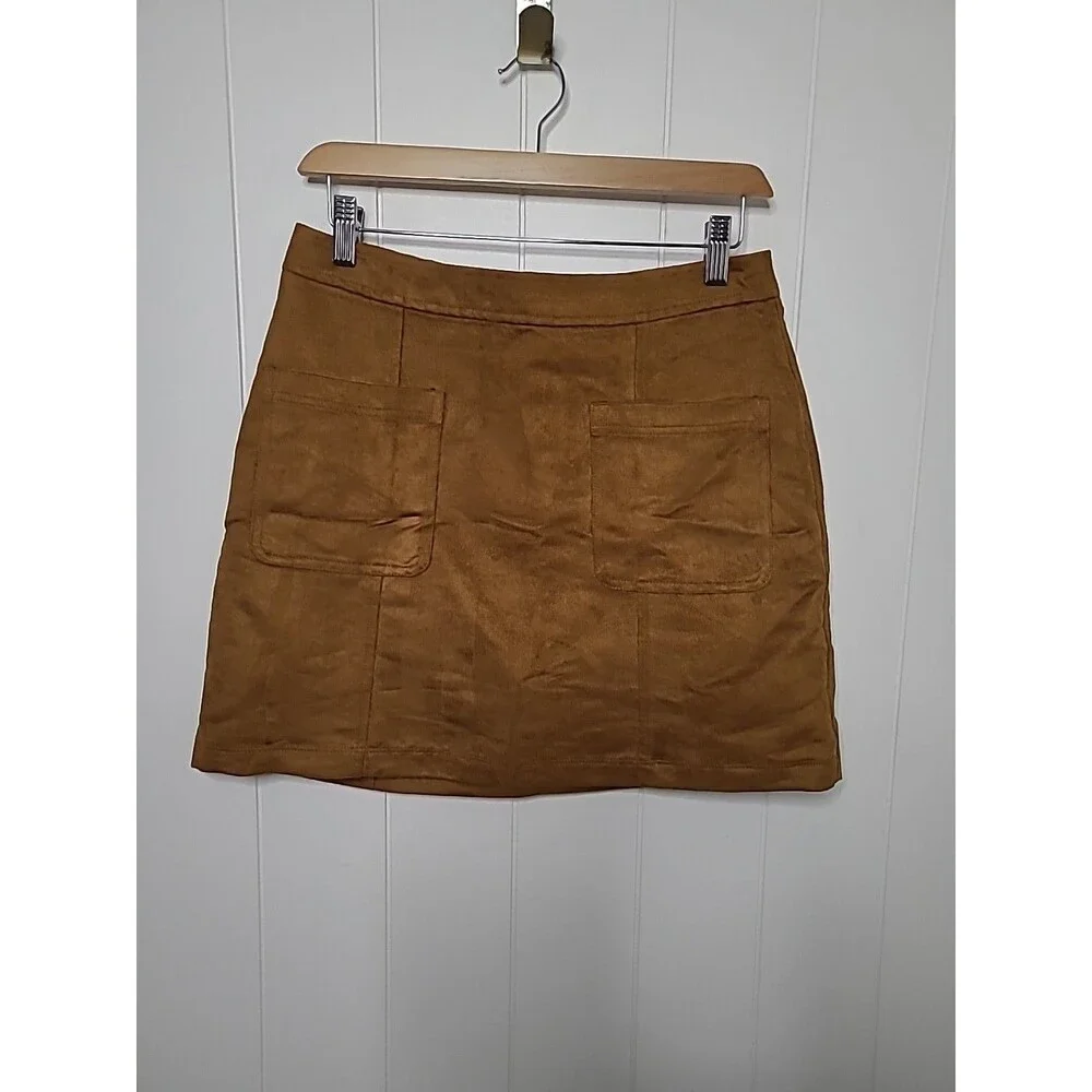 Old Navy Faux Suede Mini Skirt Pockets Womens Size 6 Golden Brown